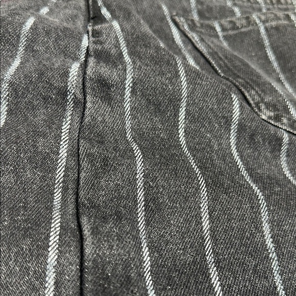 Pacsun Junior's Size 26 or 3 Pacsun Black Denim with White Strips GUC - Picture 8 of 8